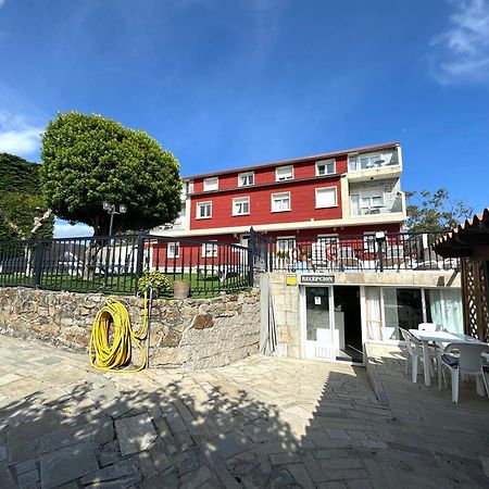 Apartamentos Sinas Playa Raxo Luaran gambar